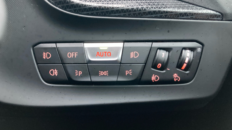 BMW 2 Series 220i Sport 2dr Petrol Coupe